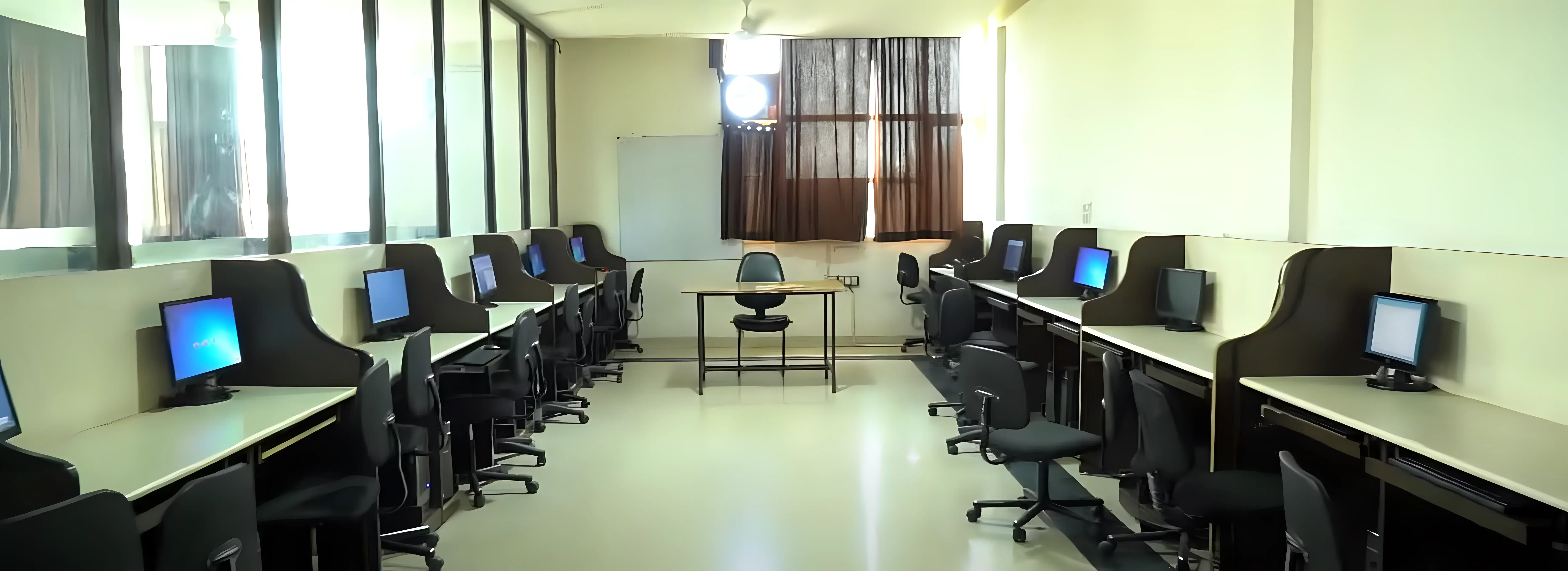 Global Group of Institutes Amritsar lab photo 1